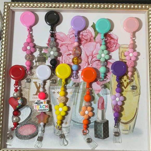 Extendable Badge Reels - Picture 2 of 6